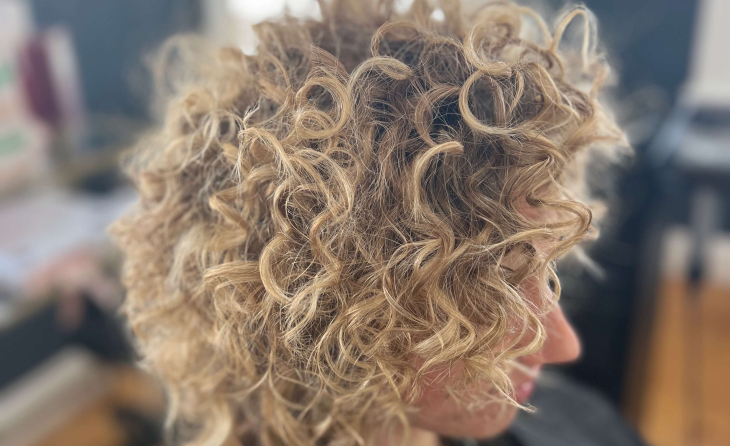 How to Cut Curly Hair